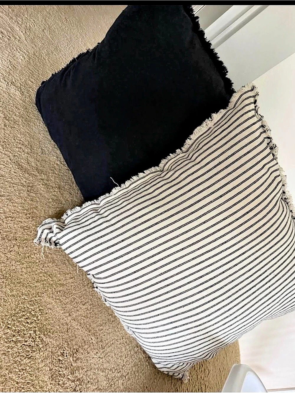 Striped Accent Pillow Set in Black & White